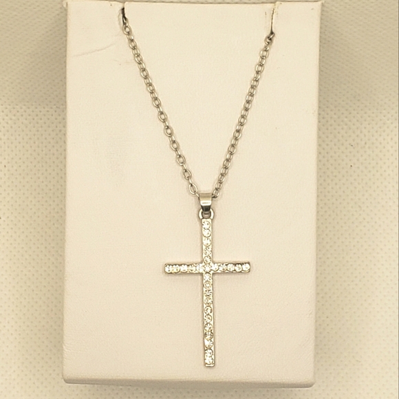 Bling cross necklace - Picture 1 of 3